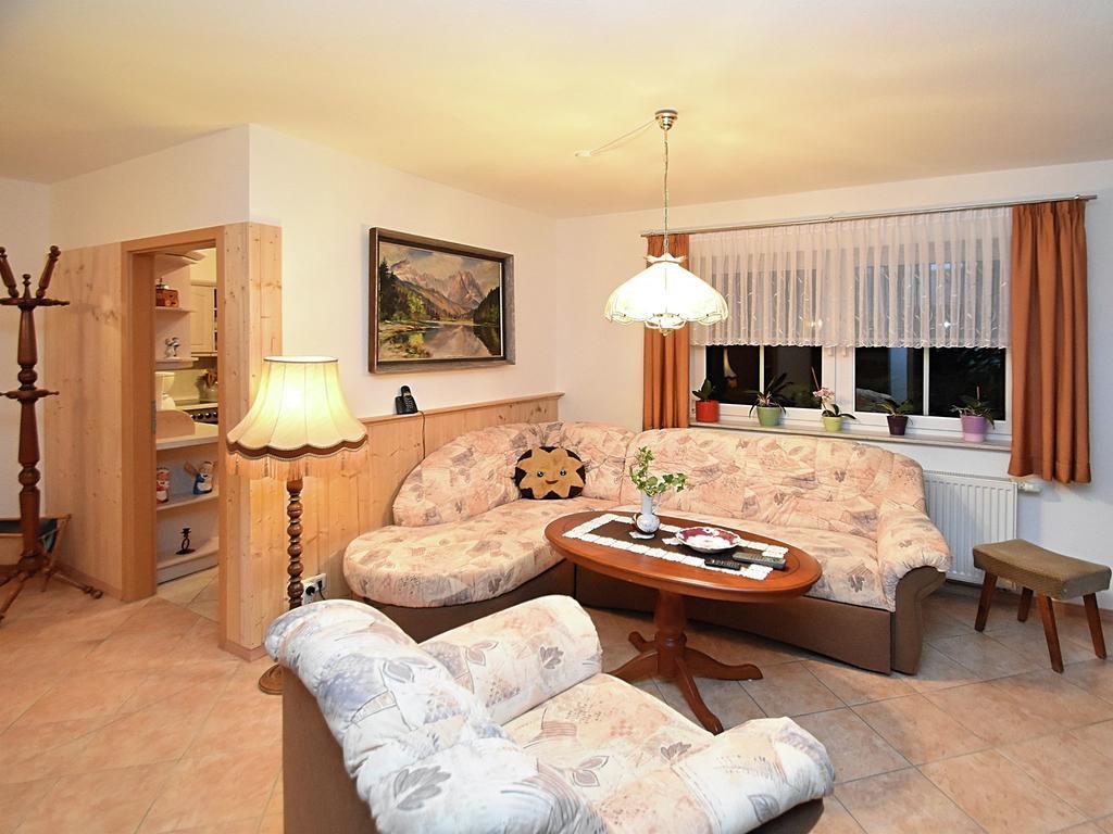 Apartment With Views Of The Ore Mountains Oelsnitz  Kültér fotó
